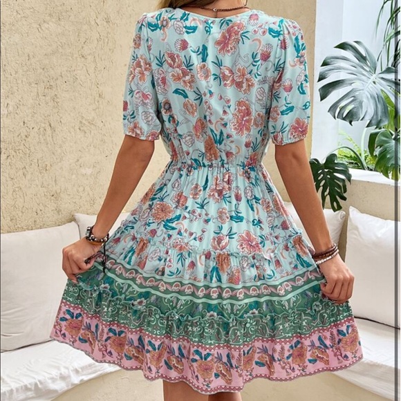 Boho Floral Paisley Print Overlap Neck Dress - Picture 7 of 15